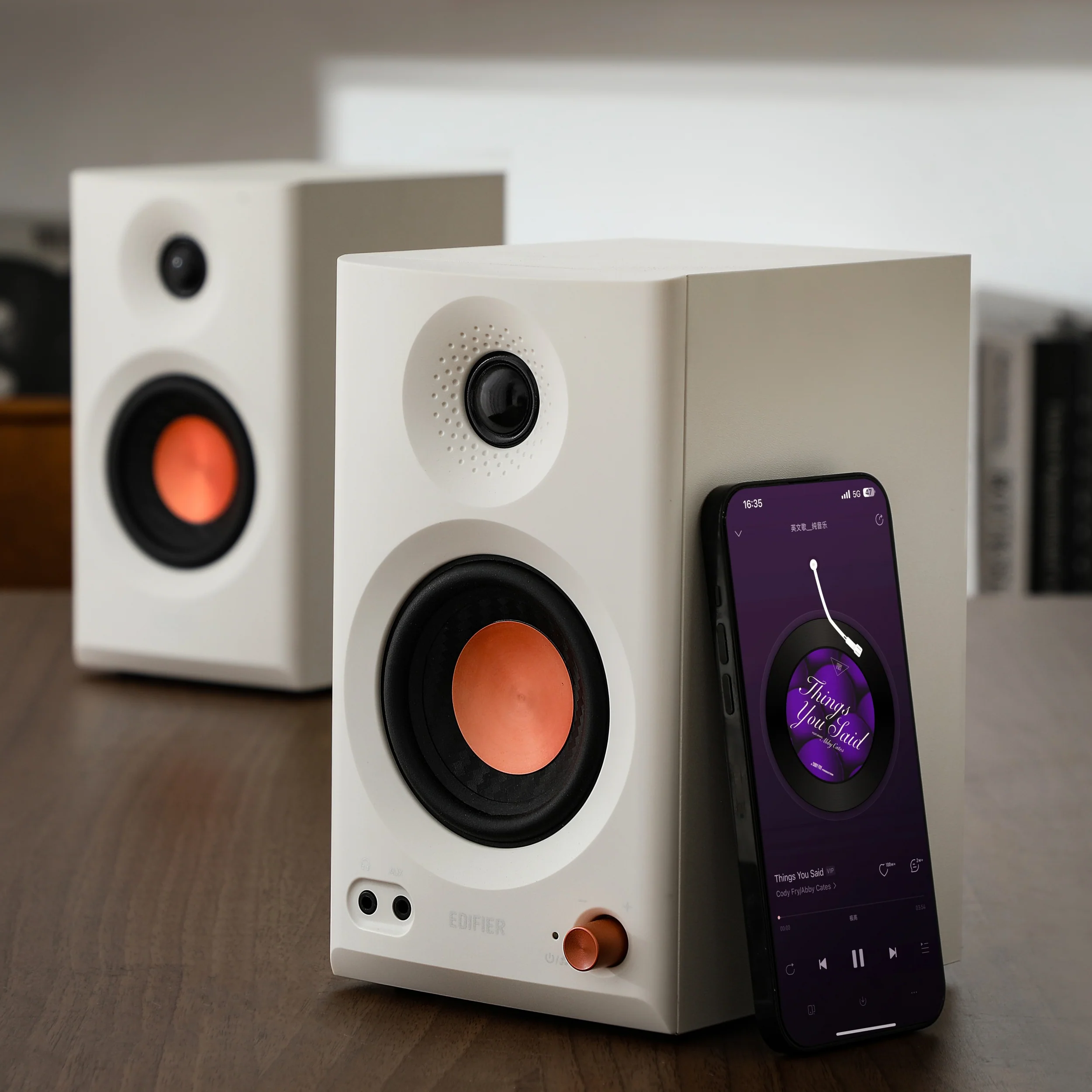 MR3 Powered Studio Monitor Speakers - Image 5